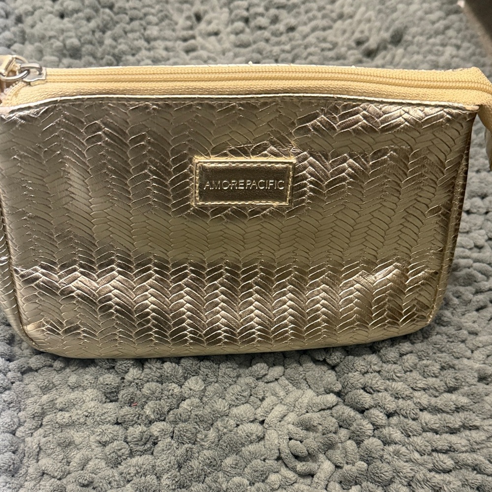 Amore Pacific Gold Design Women's Makeup Bag